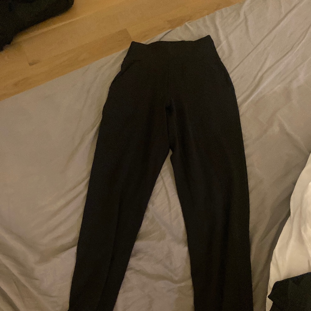Lululemon joggers